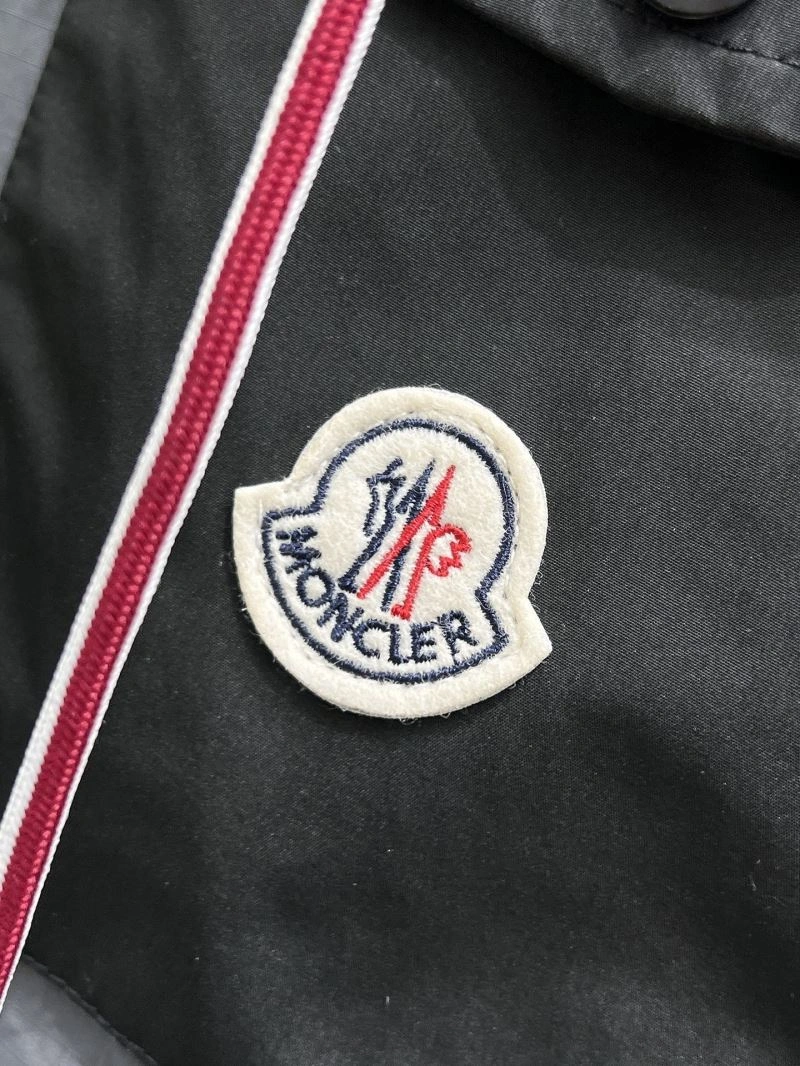 Moncler Outwear SoftTouch 141956