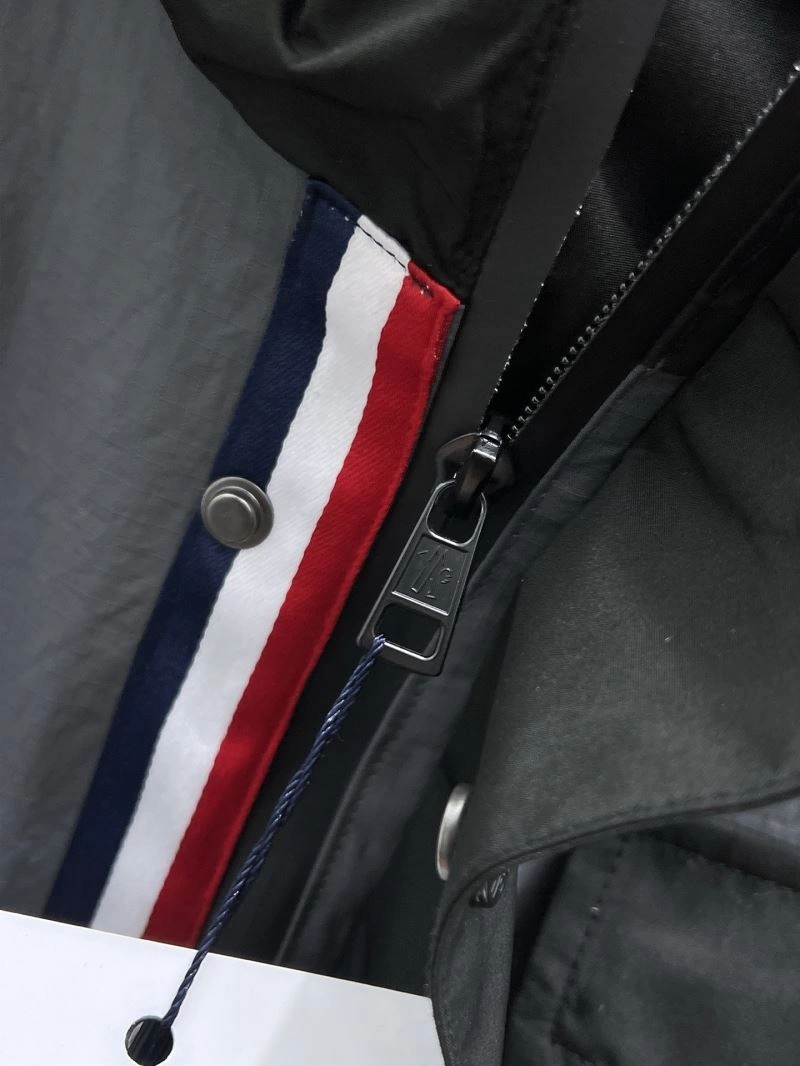 Moncler Outwear SoftTouch 141956