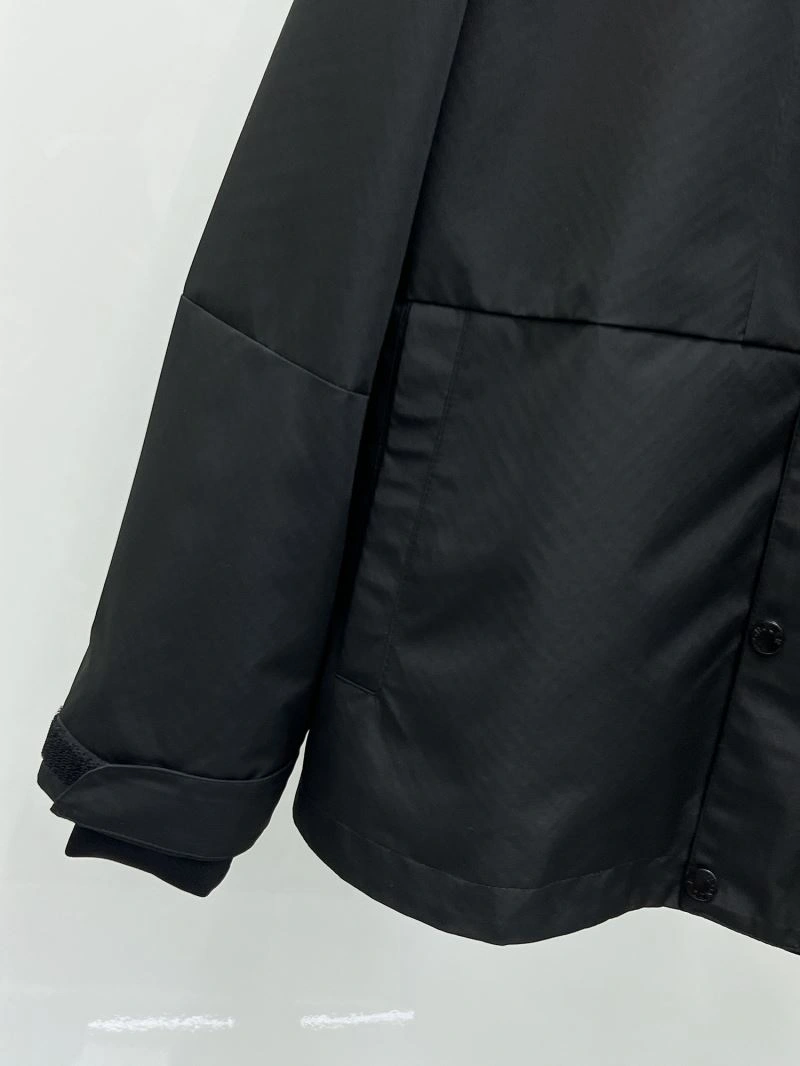 Chic Moncler Outwear 141968