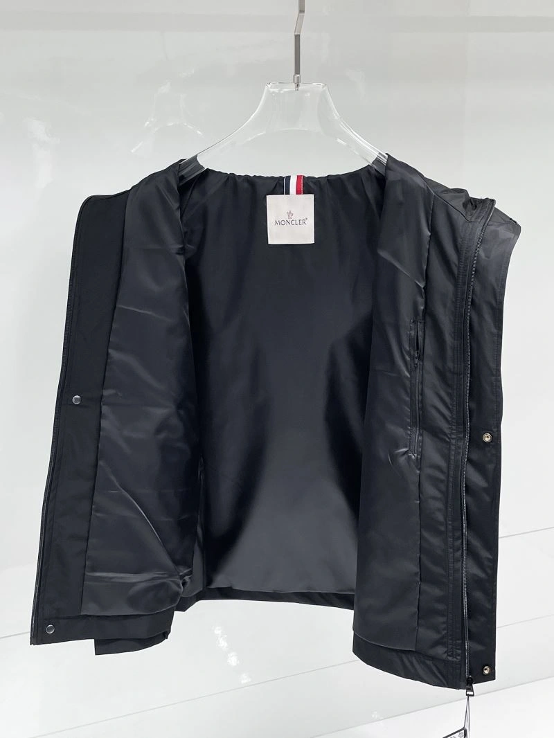 Unisex Moncler Outwear 141951