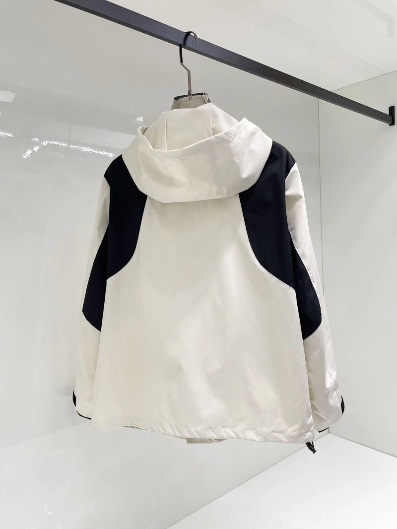 Premium Moncler Outwear 141969