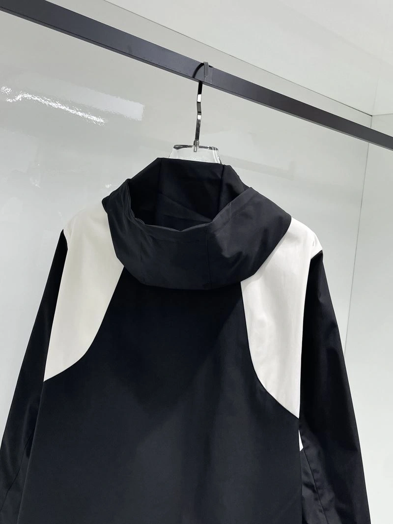 Moncler Outwear Casual 141959