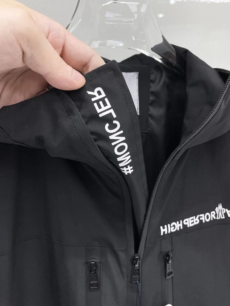 Moncler Outwear Casual 141959