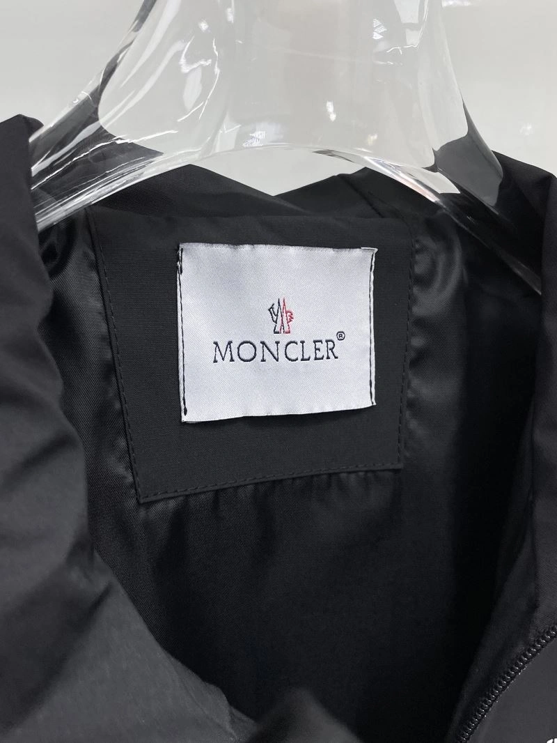 Moncler Outwear Casual 141959