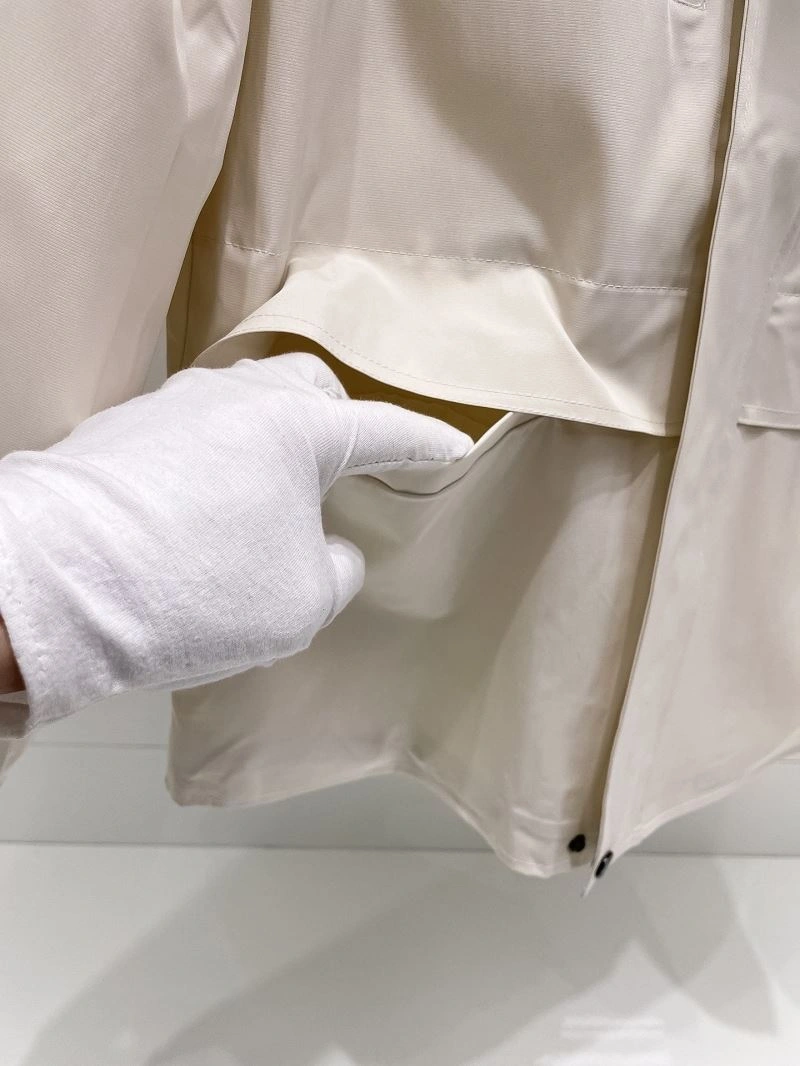Moncler Outwear Unisex 141944