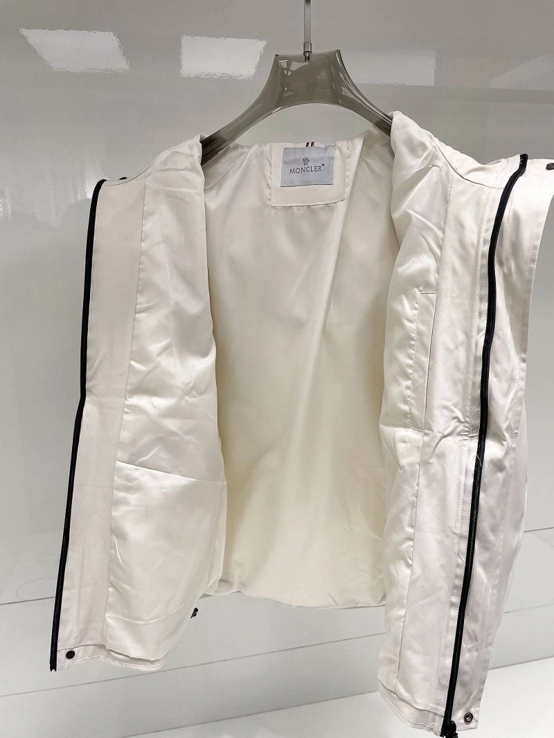 Moncler Outwear Unisex 141944