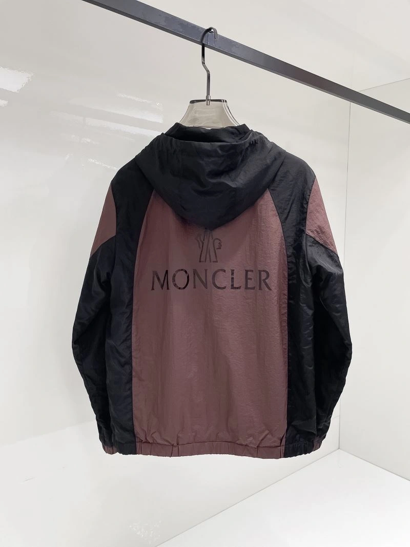 Moncler Outwear Minimalist 141943