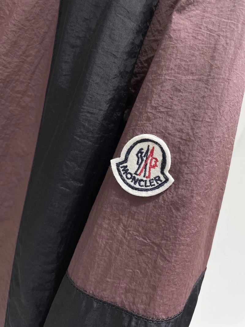 Moncler Outwear Minimalist 141943