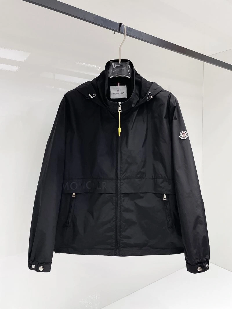 AllSeason Moncler Outwear 141948