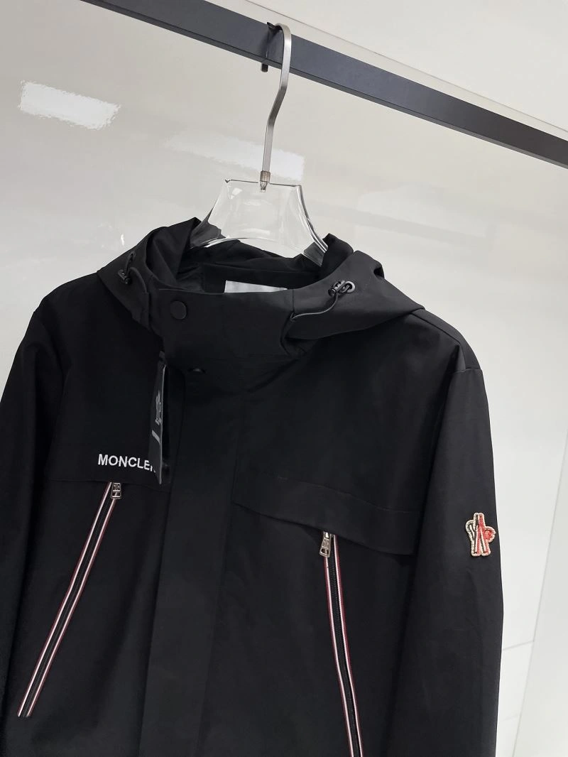 Moncler Outwear TravelReady 141942