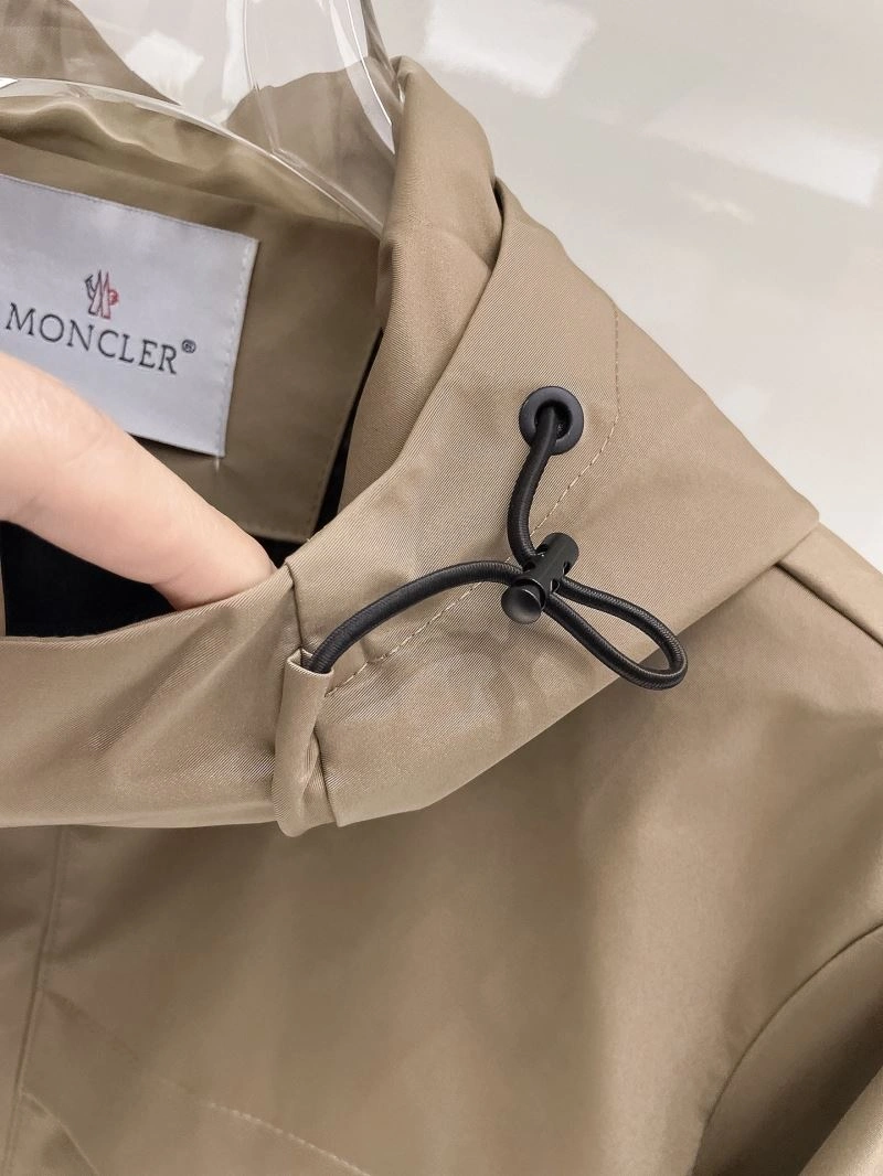 ZipUp Moncler Outwear 141947