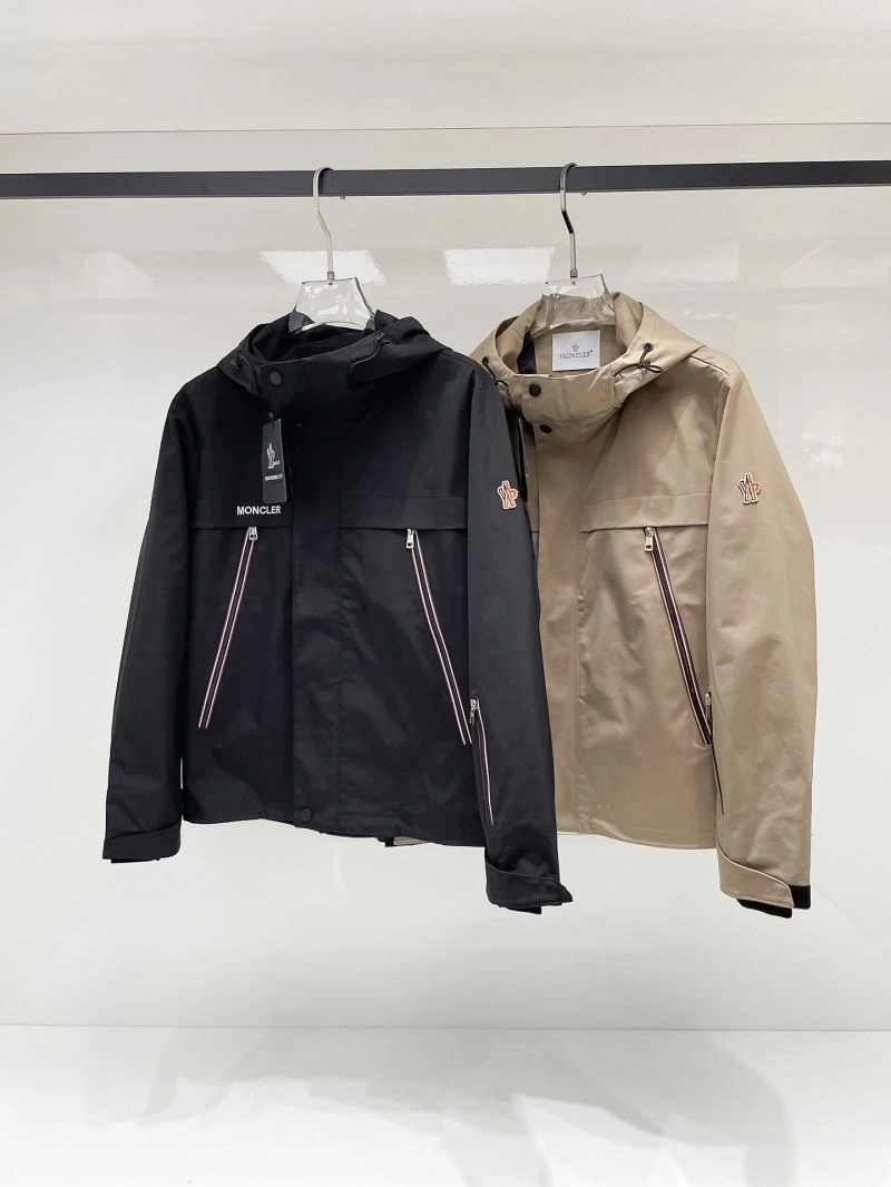 ZipUp Moncler Outwear 141947
