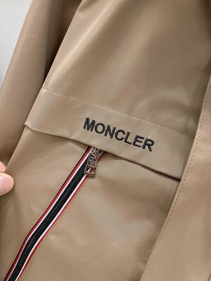 ZipUp Moncler Outwear 141947