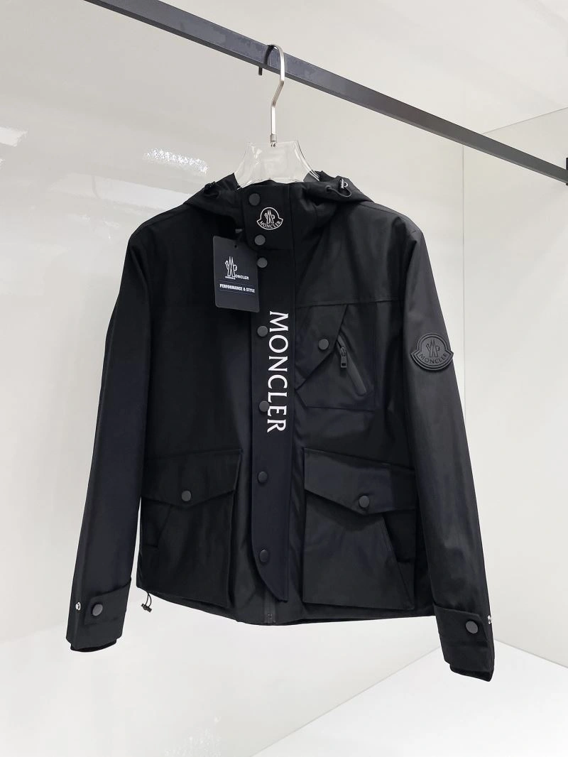 Moncler Outwear FreshLook 141958