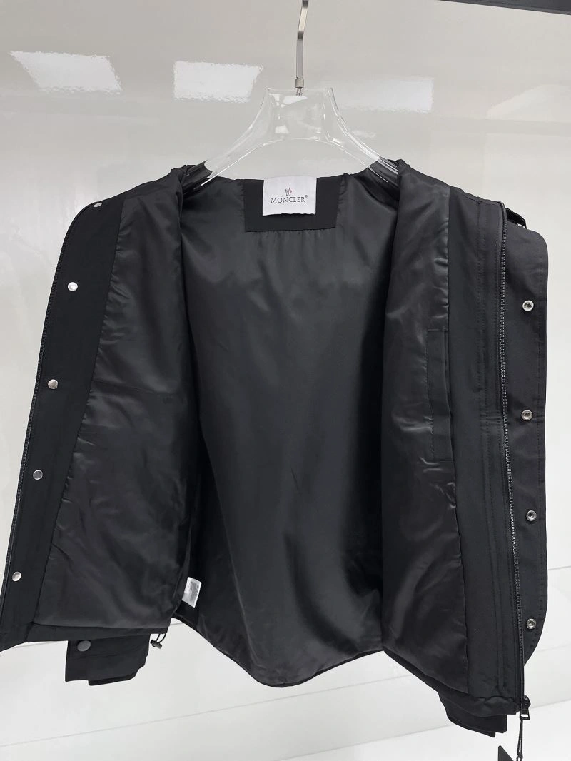 Moncler Outwear FreshLook 141958