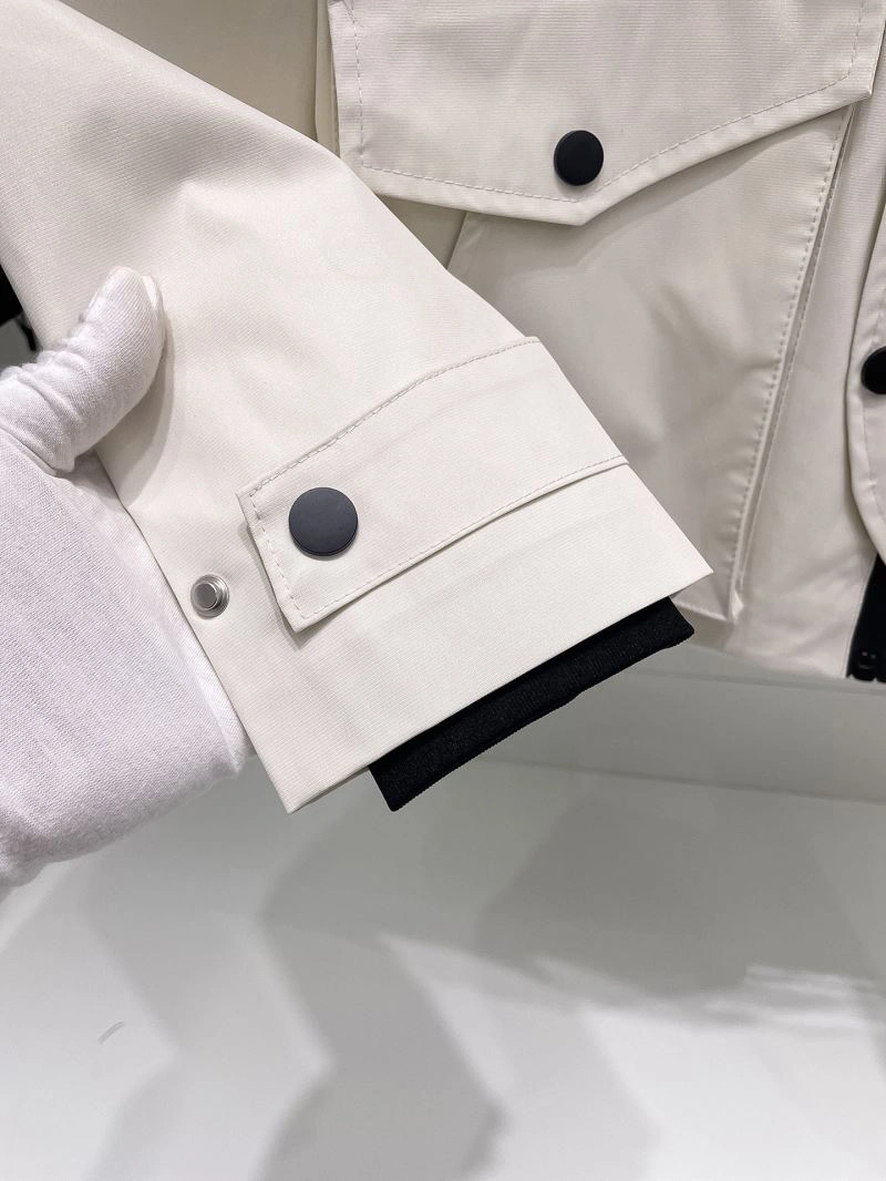 Moncler Outwear TravelReady 141949
