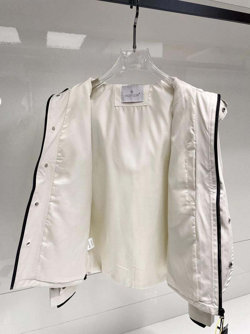 Moncler Outwear TravelReady 141949