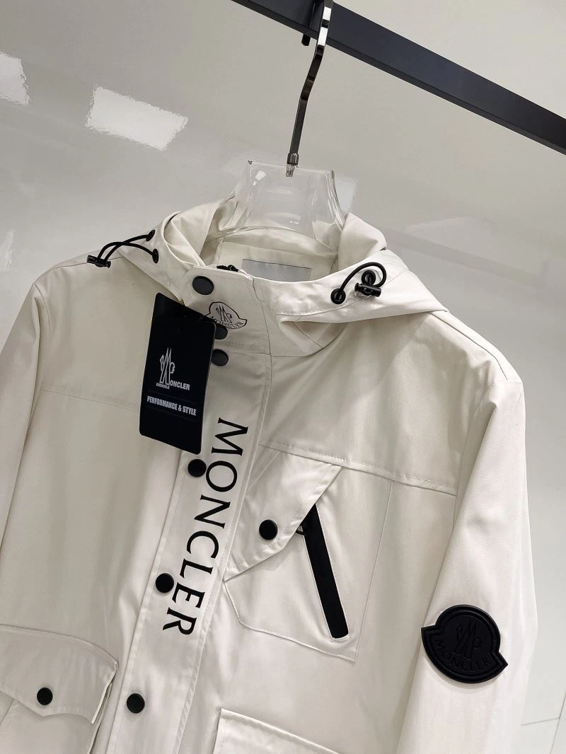 Moncler Outwear TravelReady 141949