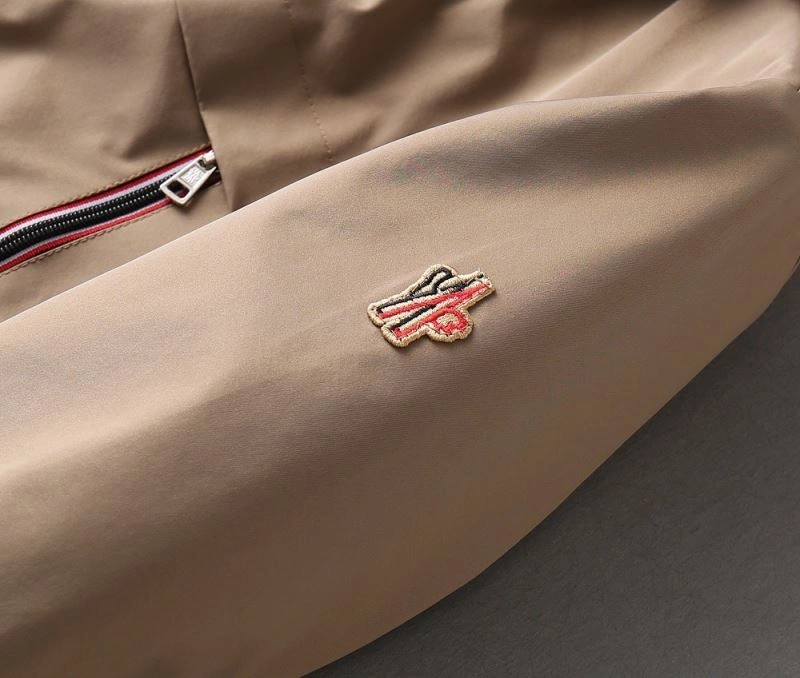 Moncler Outwear Stylish 141938