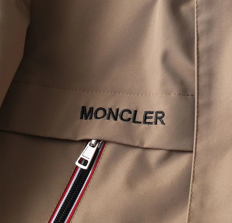Moncler Outwear Stylish 141938