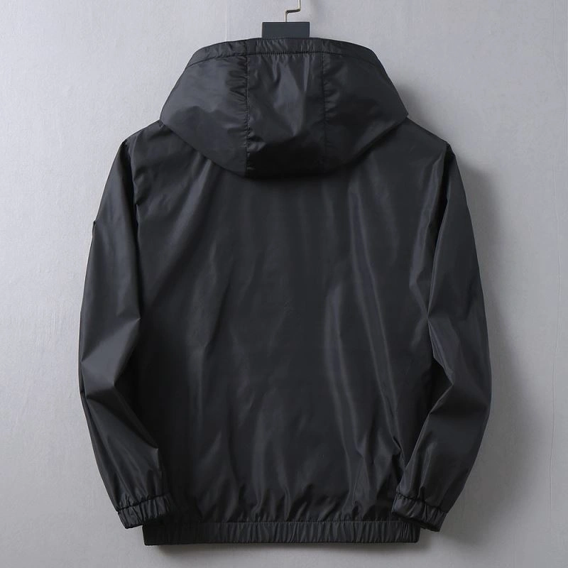 Moncler Outwear Stylish 141937