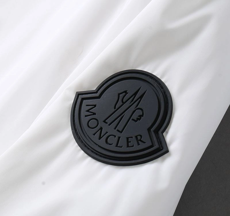 Moncler Outwear RelaxedFit 141936