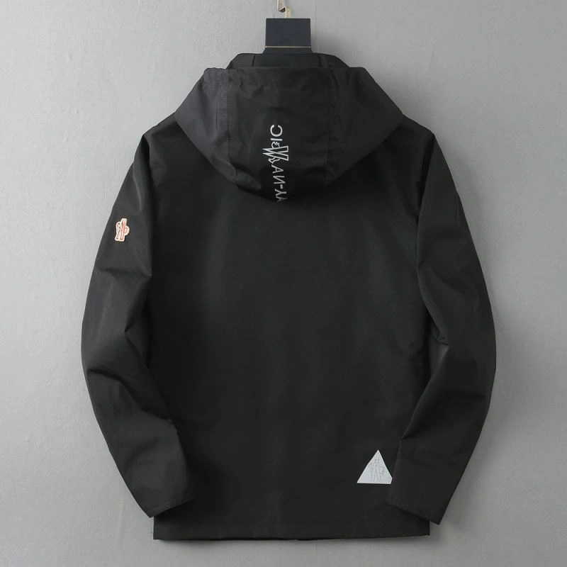 Moncler Outwear TimelessDesign 141933