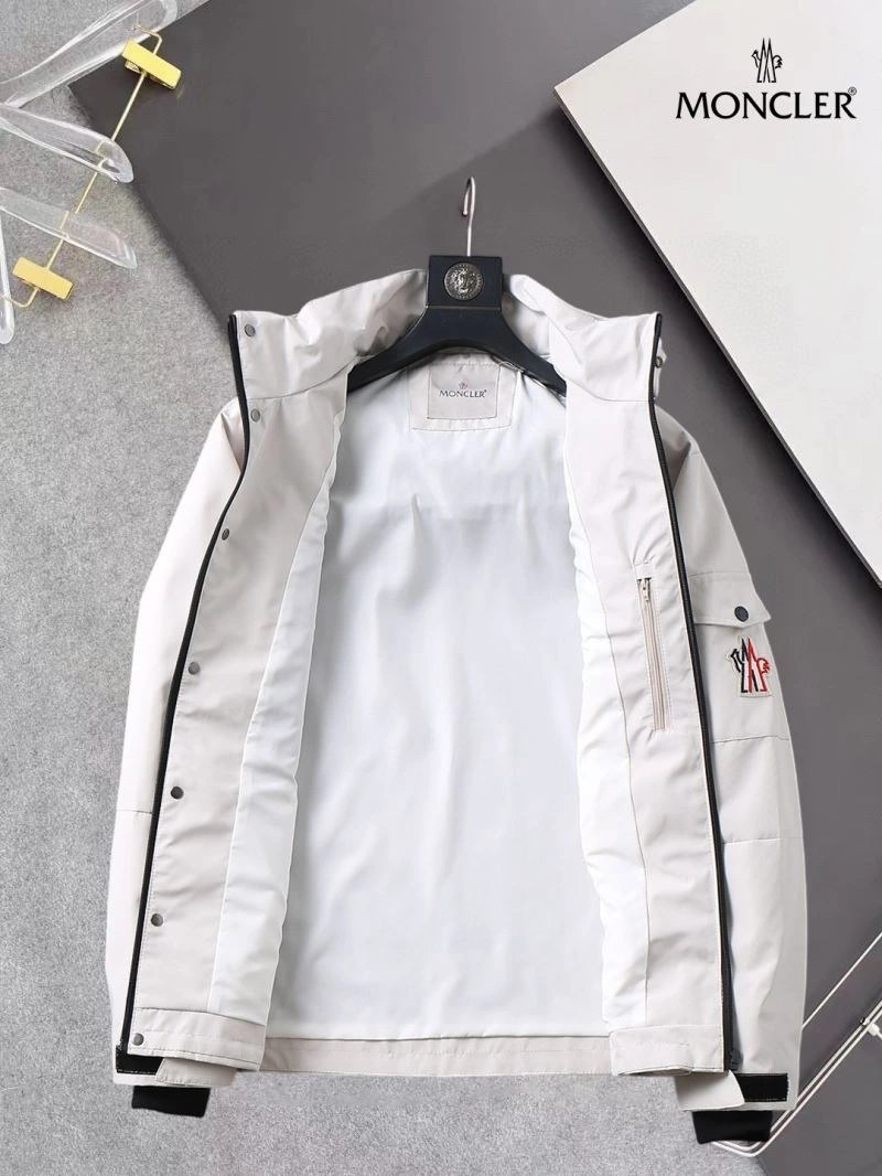 Moncler Outwear ComfortFit 141929