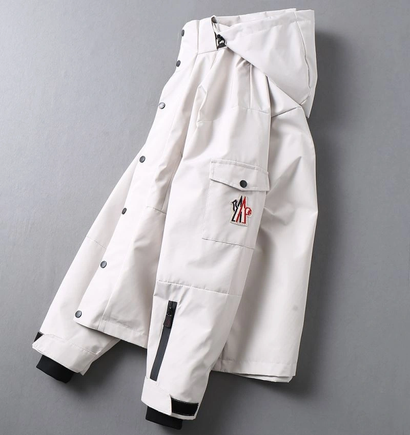 Moncler Outwear ComfortFit 141929