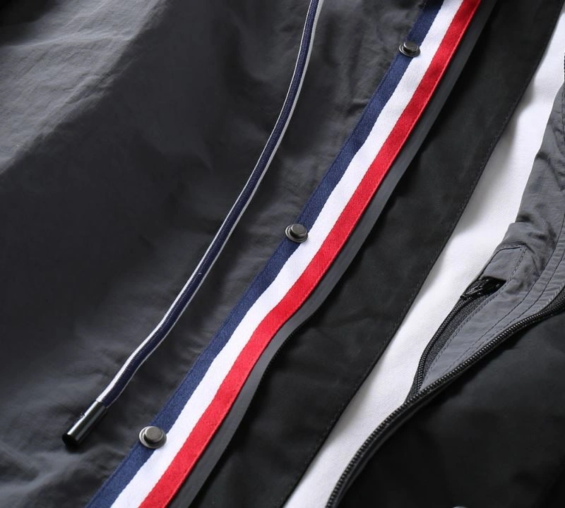 Versatile Moncler Outwear 141921