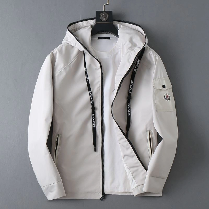 Soft Moncler Outwear 141917