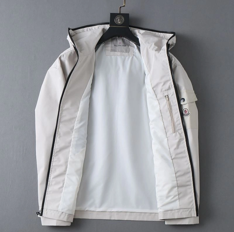 Soft Moncler Outwear 141917