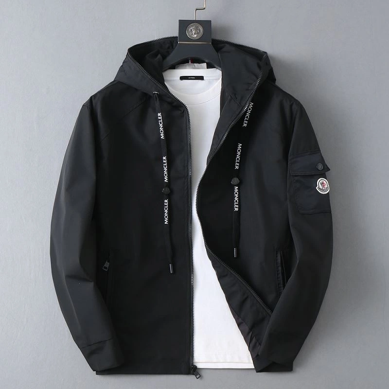 Moncler Outwear Stretchable 141922