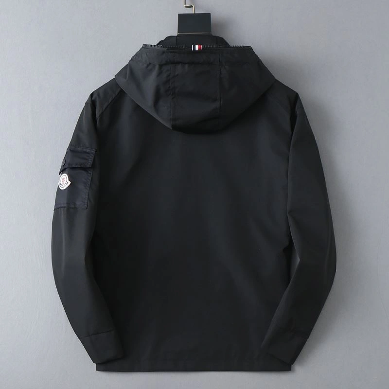 Moncler Outwear Stretchable 141922