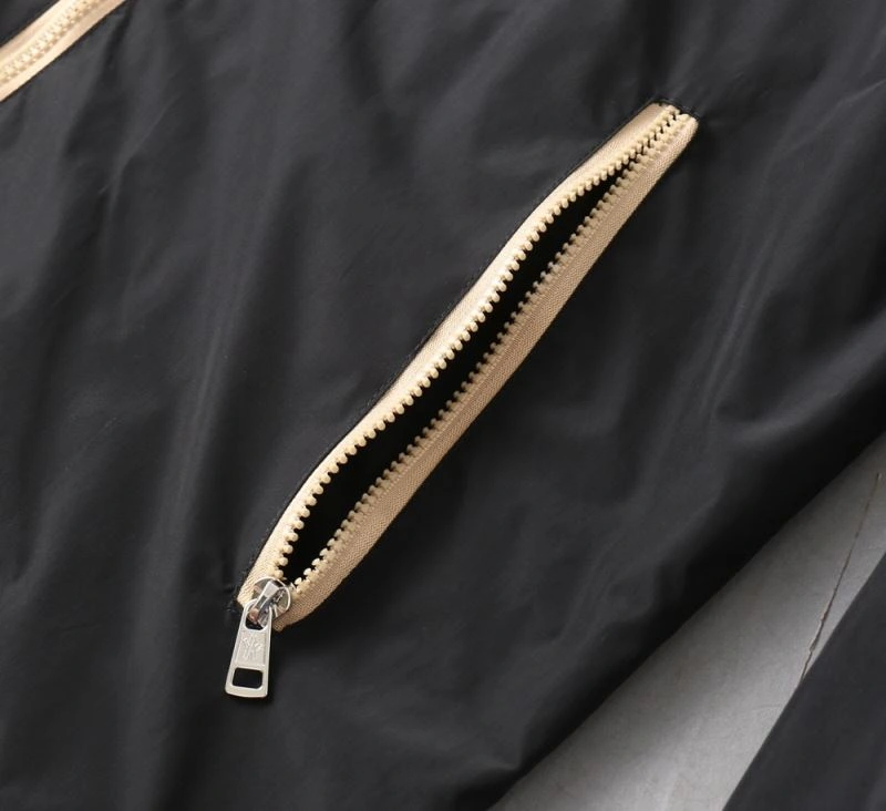 Moncler Outwear Minimalist 141914