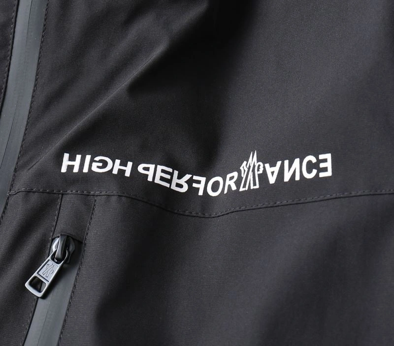 Moncler Outwear Timeless 141930