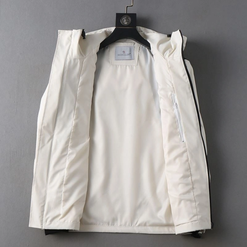 Moncler Outwear StreetReady 141928