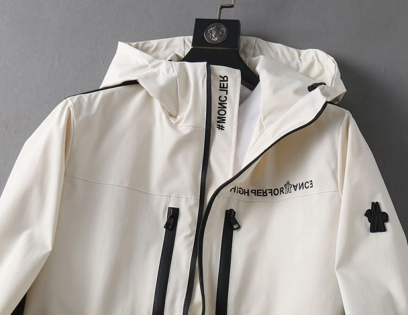 Moncler Outwear StreetReady 141928