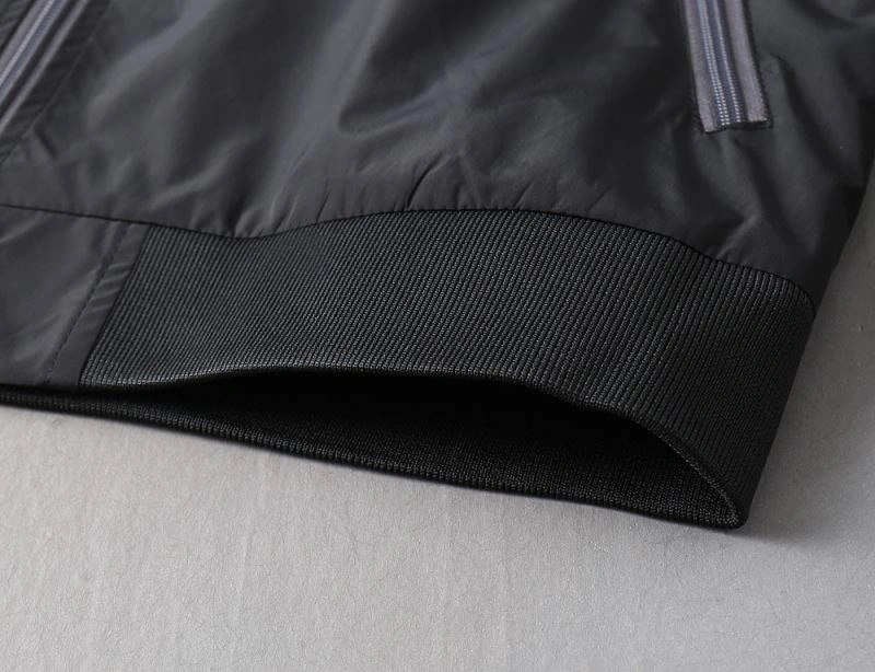 Moncler Outwear Unique 141927