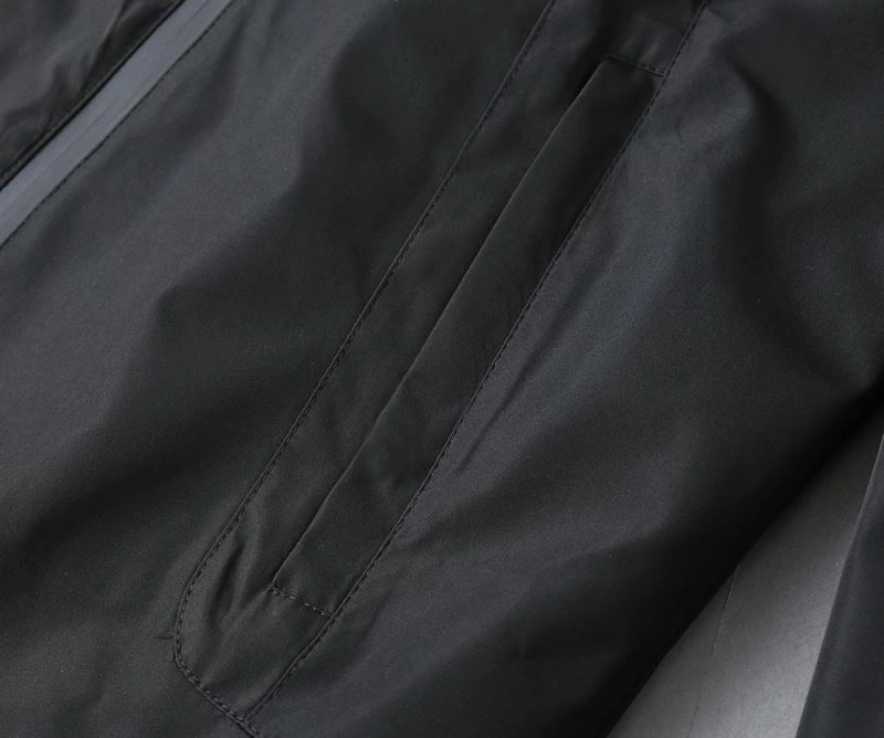 Reliable Moncler Outwear 141911