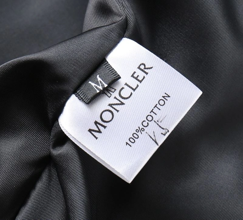 Moncler Outwear GoodFit 141912