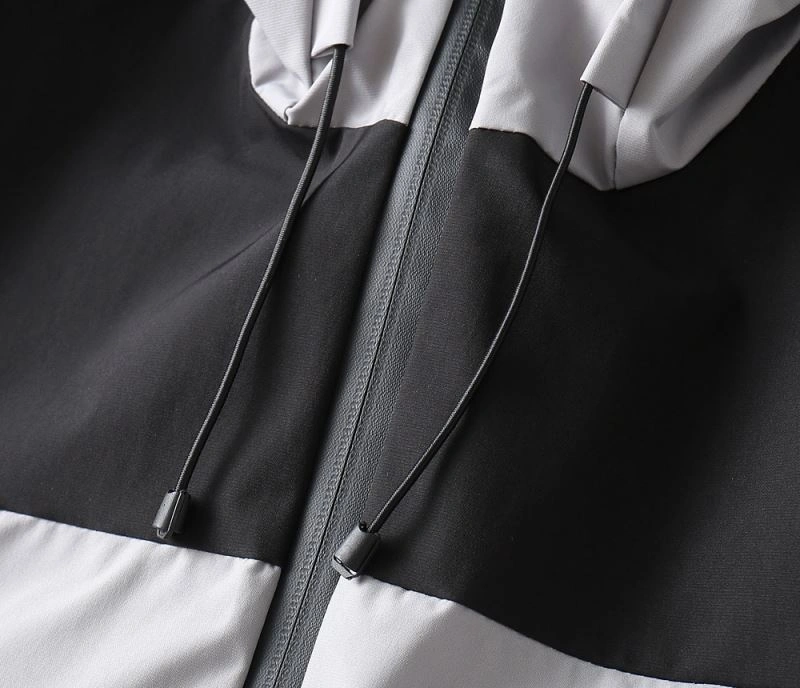 Moncler Outwear GoodFit 141912