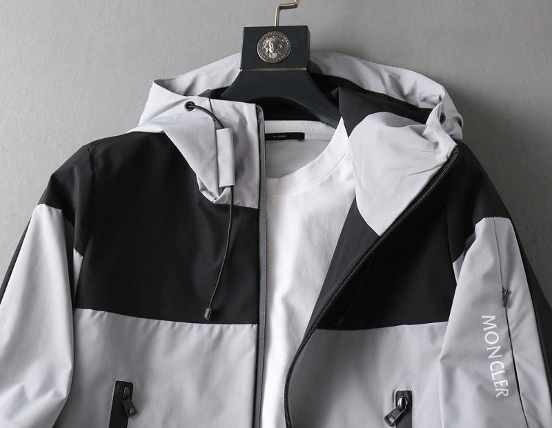 Moncler Outwear GoodFit 141912