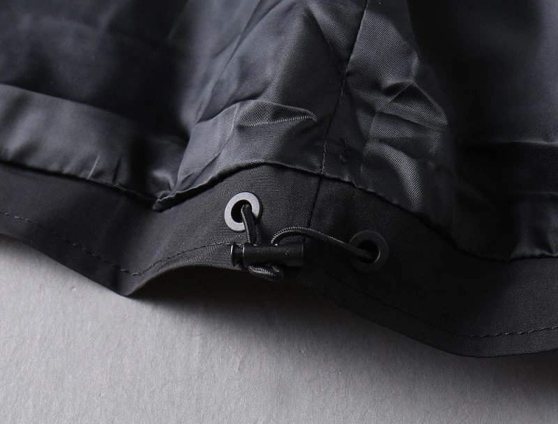 Compact Moncler Outwear 141918