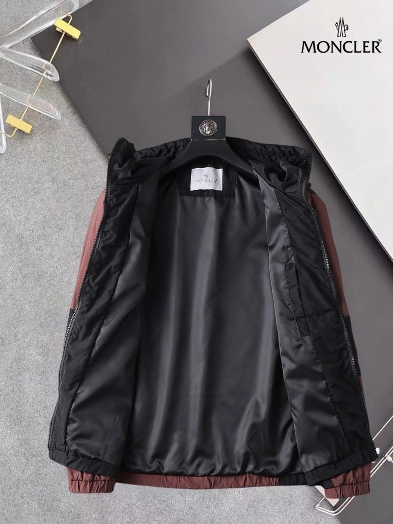 Moncler Outwear WaterResistant 141910