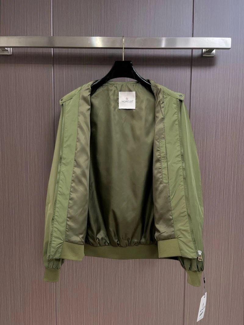 Moncler Outwear Durable 141909