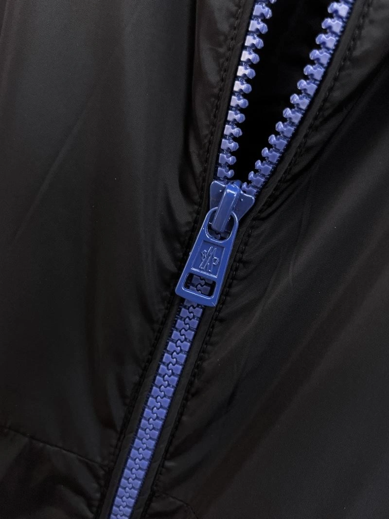 Modern Moncler Outwear 141898