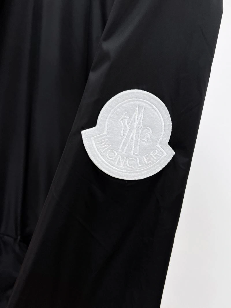 Modern Moncler Outwear 141898