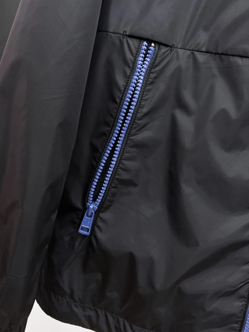 Modern Moncler Outwear 141898