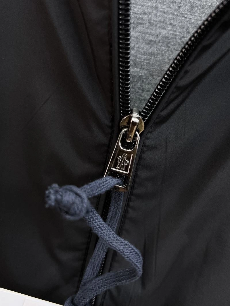 Compact Moncler Outwear 141908